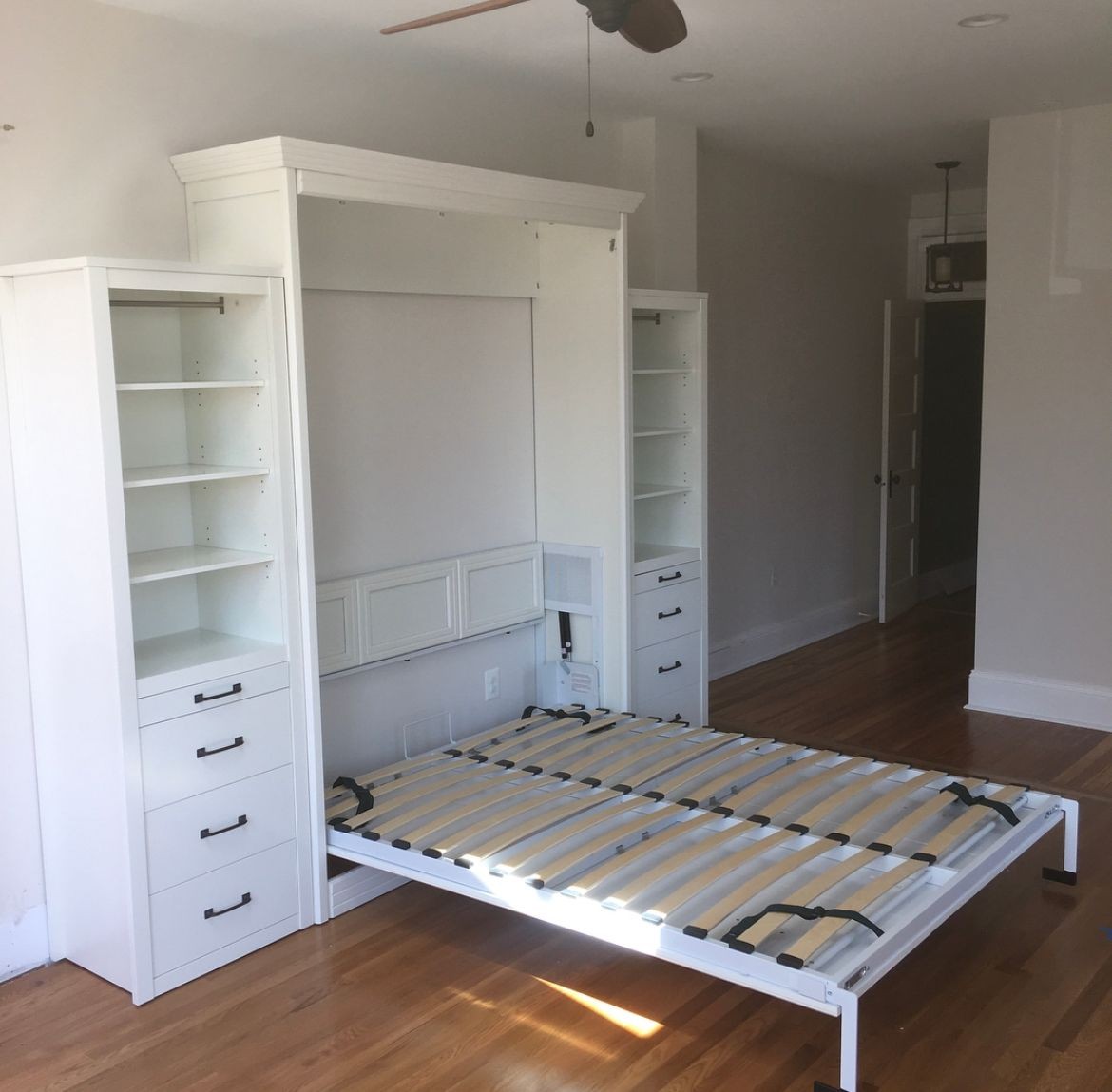 360: Murphy bed Assembly Pros